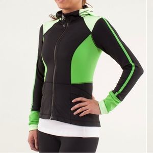 Lululemon Studio Surf Jacket
Color Black / Faded Zap / Frond